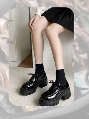 SHEIN Black Patent Leather Lace-Up Platform Heel Loafers